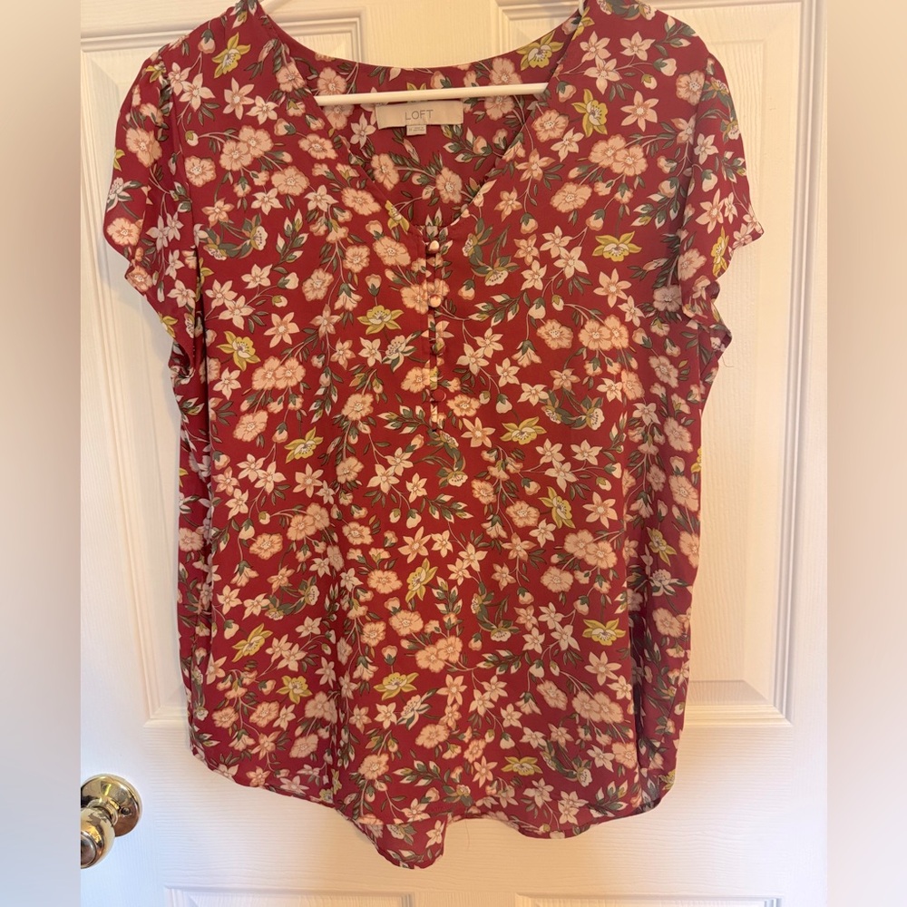 LOFT Women's Floral Red Top